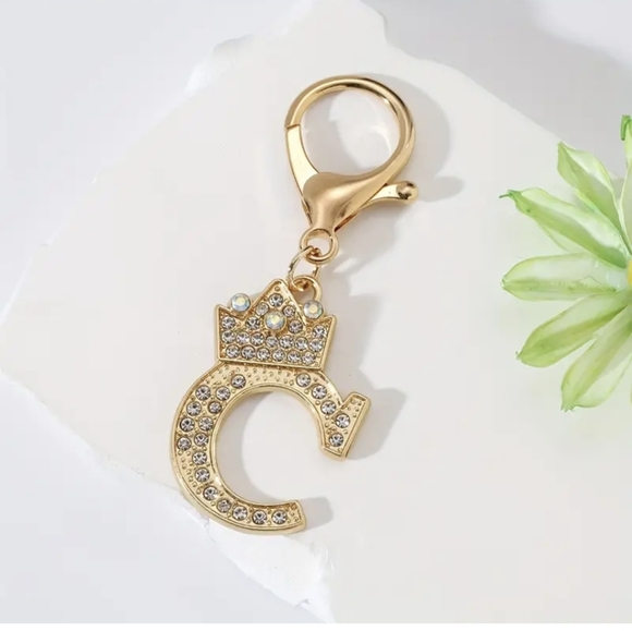 Letter C With Crown Bag Charm/ Keychain New - Picture 1 of 6